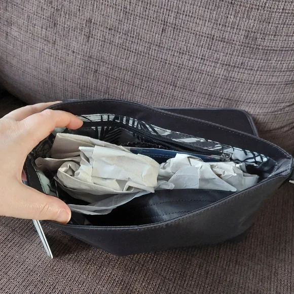 NWT Lug Soar Crossbody in Midnight Black - Picture 5 of 9